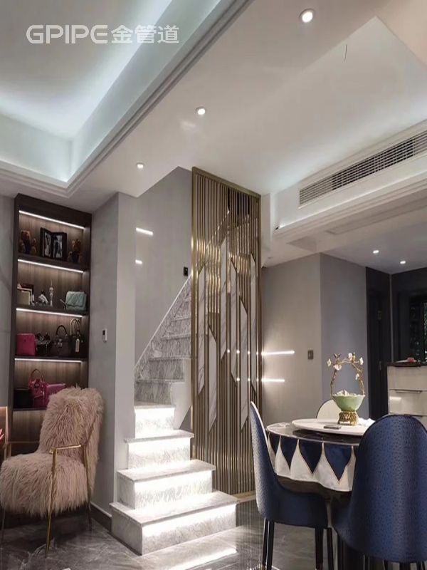 楼梯间乐虎网站屏风隔断